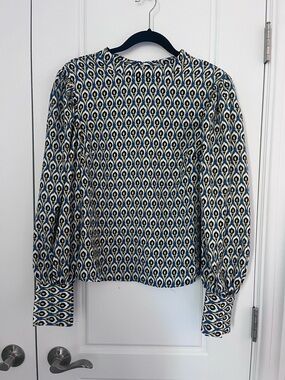 cupcakes & cashmere Blue and Cream Peacock Print Long-Sleeve Blouse